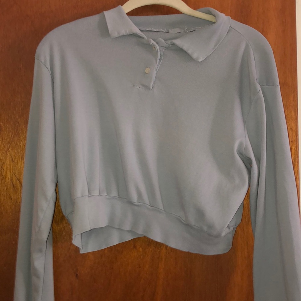 cropped collared long sleeve top